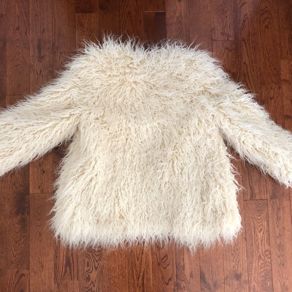 H&M White Faux Fur Coat - Picture 3 of 4